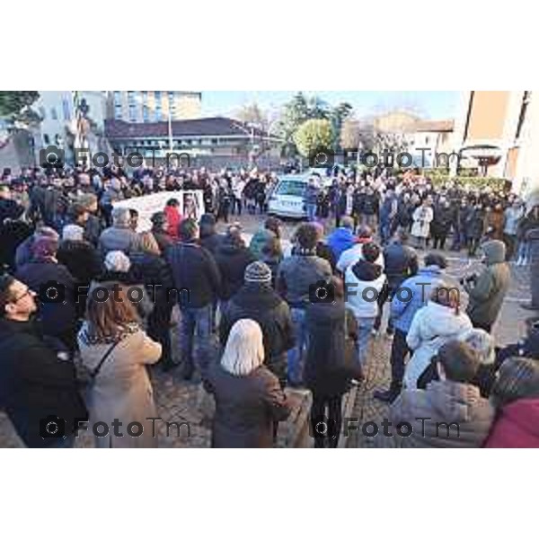 Foto Manzoni Tiziano/LaPresse 20-01-2024 Bergamo Italia - Cronaca - Brembate Sopra Bergamo funerale di Morgan Algeri