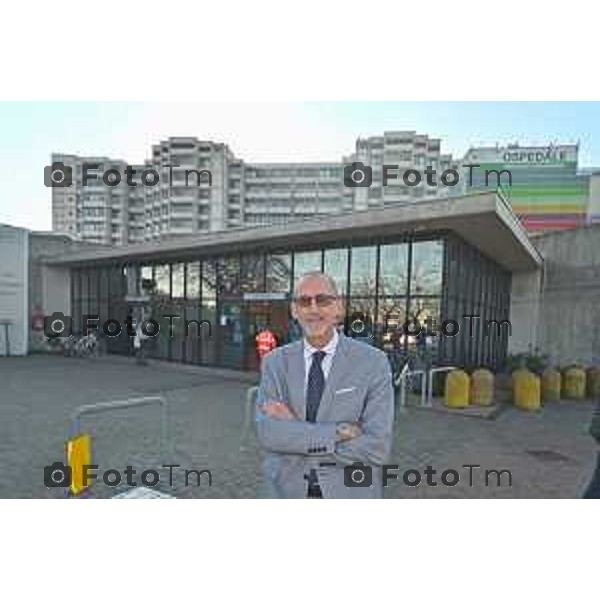 Foto Manzoni Tiziano/ 23-1-2024 Bergamo Italia- Cronaca Giovanni Palazzi con il suo staff nuova dirigenza Ospedale di Treviglio ( Pietro Tronconi, Antonio Manfredi e Avvocato Francesco Ozzo ) 