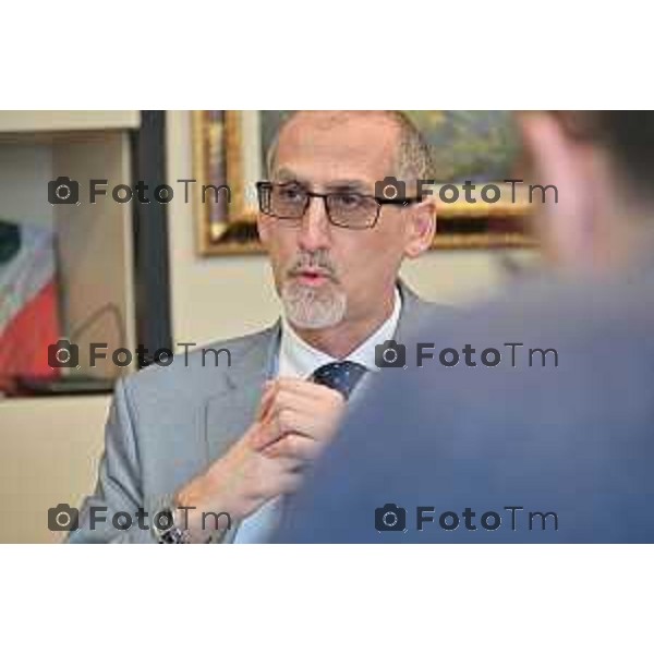 Foto Manzoni Tiziano/ 23-1-2024 Bergamo Italia- Cronaca Giovanni Palazzi con il suo staff nuova dirigenza Ospedale di Treviglio ( Pietro Tronconi, Antonio Manfredi e Avvocato Francesco Ozzo ) 