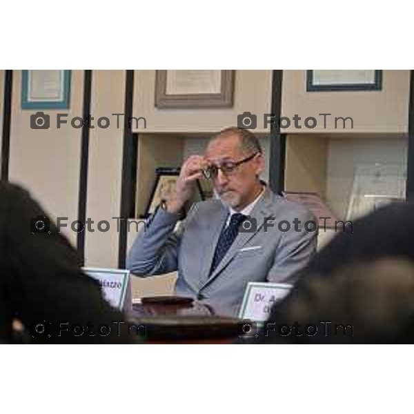 Foto Manzoni Tiziano/ 23-1-2024 Bergamo Italia- Cronaca Giovanni Palazzi con il suo staff nuova dirigenza Ospedale di Treviglio ( Pietro Tronconi, Antonio Manfredi e Avvocato Francesco Ozzo ) 