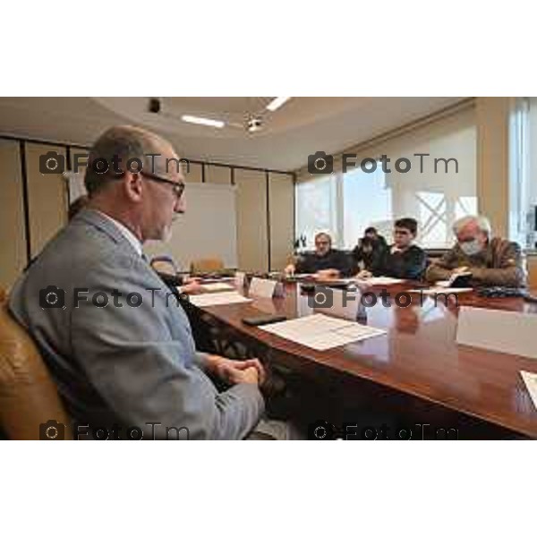 Foto Manzoni Tiziano/ 23-1-2024 Bergamo Italia- Cronaca Giovanni Palazzi con il suo staff nuova dirigenza Ospedale di Treviglio ( Pietro Tronconi, Antonio Manfredi e Avvocato Francesco Ozzo ) 