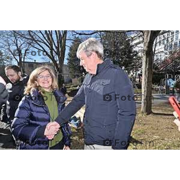 Foto Manzoni Tiziano/LaPresse 27-1-2024 Bergamo Italia- Cronaca Giorno della memoria primo incontro fa i due candidati sindaci Elena Carnevali e Andrea Pezzotta