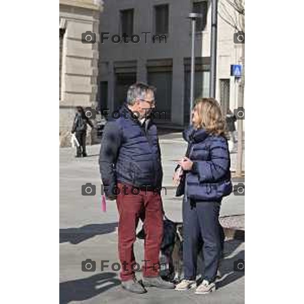 Foto Manzoni Tiziano/LaPresse 27-1-2024 Bergamo Italia- Cronaca Gianfranco Ceci Forza Italia Bergamo passeggio con cane