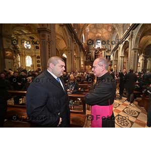 Foto Manzoni Tiziano/LaPresse 3-2-2024 Bergamo Italia- Cronaca Vittorio Sgarbi inaugura , "La porta del cielo", il nuovo museo Basilica Treviglio. parroco monsignor Norberto Donghi