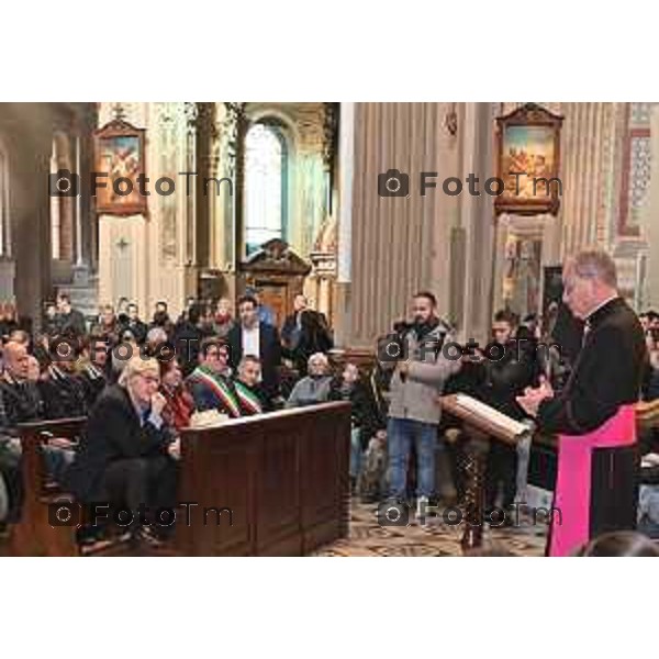 Foto Manzoni Tiziano/LaPresse 3-2-2024 Bergamo Italia- Cronaca Vittorio Sgarbi inaugura , "La porta del cielo", il nuovo museo Basilica Treviglio. parroco monsignor Norberto Donghi