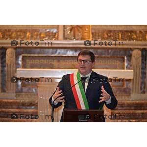 Foto Manzoni Tiziano/LaPresse 3-2-2024 Bergamo Italia- Cronaca Vittorio Sgarbi inaugura , "La porta del cielo", il nuovo museo Basilica Treviglio. parroco monsignor Norberto Donghi