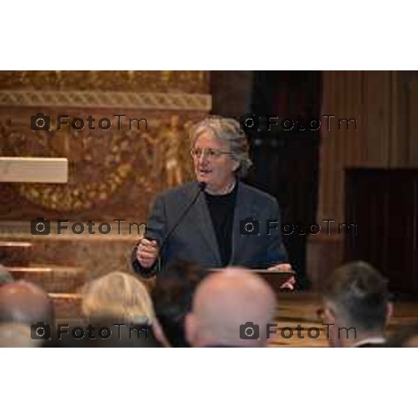 Foto Manzoni Tiziano/LaPresse 3-2-2024 Bergamo Italia- Cronaca Vittorio Sgarbi inaugura , "La porta del cielo", il nuovo museo Basilica Treviglio. parroco monsignor Norberto Donghi