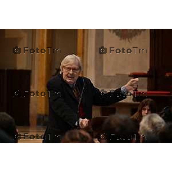 Foto Manzoni Tiziano/LaPresse 3-2-2024 Bergamo Italia- Cronaca Vittorio Sgarbi inaugura , "La porta del cielo", il nuovo museo Basilica Treviglio. parroco monsignor Norberto Donghi