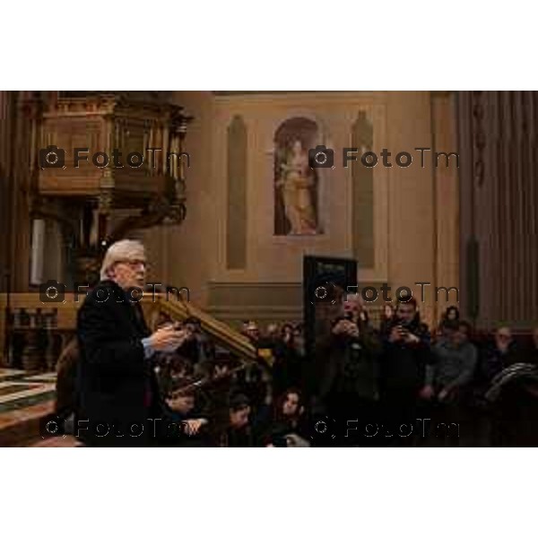 Foto Manzoni Tiziano/LaPresse 3-2-2024 Bergamo Italia- Cronaca Vittorio Sgarbi inaugura , "La porta del cielo", il nuovo museo Basilica Treviglio. parroco monsignor Norberto Donghi