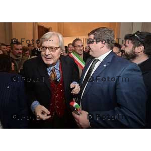 Foto Manzoni Tiziano/LaPresse 3-2-2024 Bergamo Italia- Cronaca Vittorio Sgarbi inaugura , "La porta del cielo", il nuovo museo Basilica Treviglio. parroco monsignor Norberto Donghi