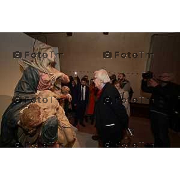 Foto Manzoni Tiziano/LaPresse 3-2-2024 Bergamo Italia- Cronaca Vittorio Sgarbi inaugura , "La porta del cielo", il nuovo museo Basilica Treviglio. parroco monsignor Norberto Donghi