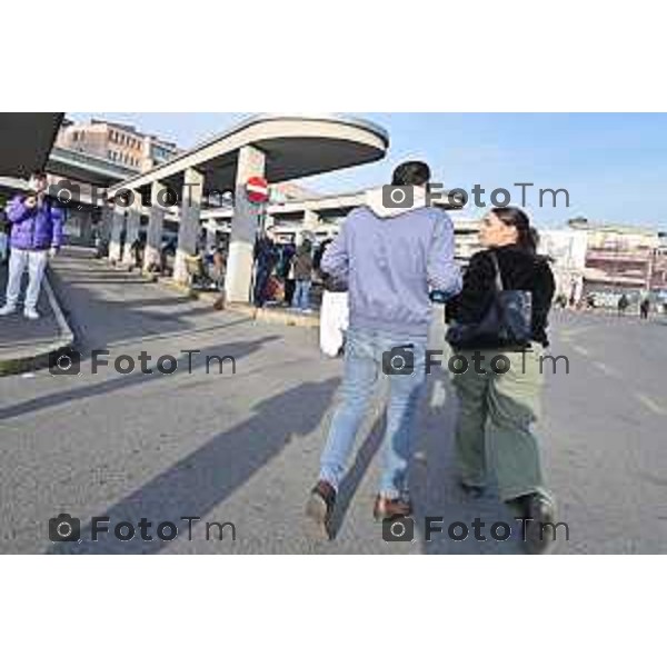 Foto Manzoni Tiziano/LaPresse 9-02-2024 Bergamo Italia- Cronaca Bergamo stazione autolinee pensiline