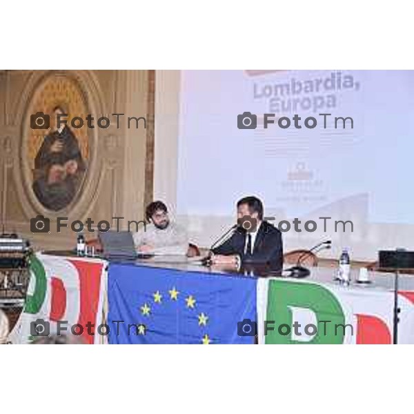 Foto Manzoni Tiziano/LaPresse 10-02-2024 Bergamo Italia- Cronaca Bergamo Pd Lombardo dibattito Europa Casa del Giovane saluto di Giorgio Gori
