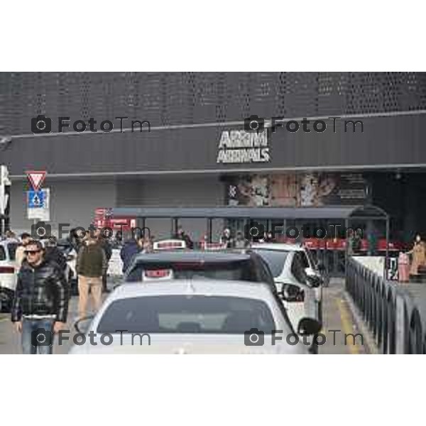 Foto Manzoni Tiziano/LaPresse 15-02-2024 Bergamo Italia- Cronaca Bergamo Aeroporto Orio Al Serio taxi arrivi