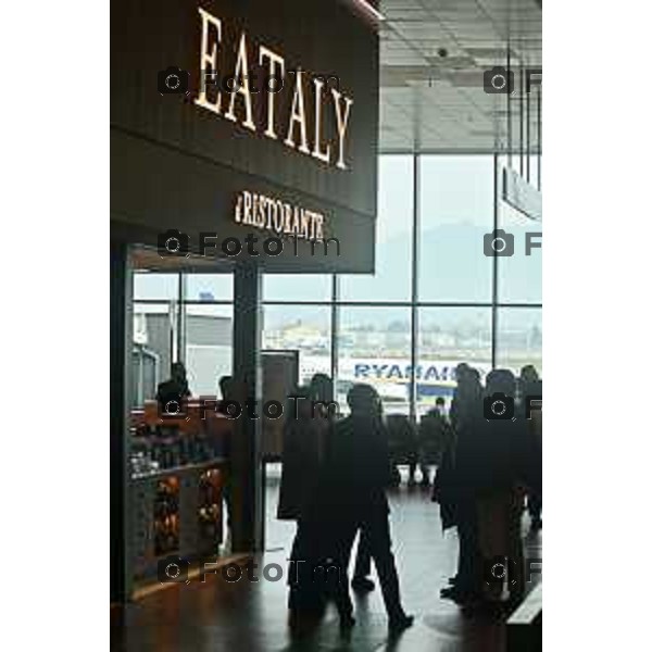 Foto Manzoni Tiziano/LaPresse 15-02-2024 Bergamo Italia- Cronaca Bergamo Aeroporto Orio Al Serio Eataly nuovo ristorante in area partenze