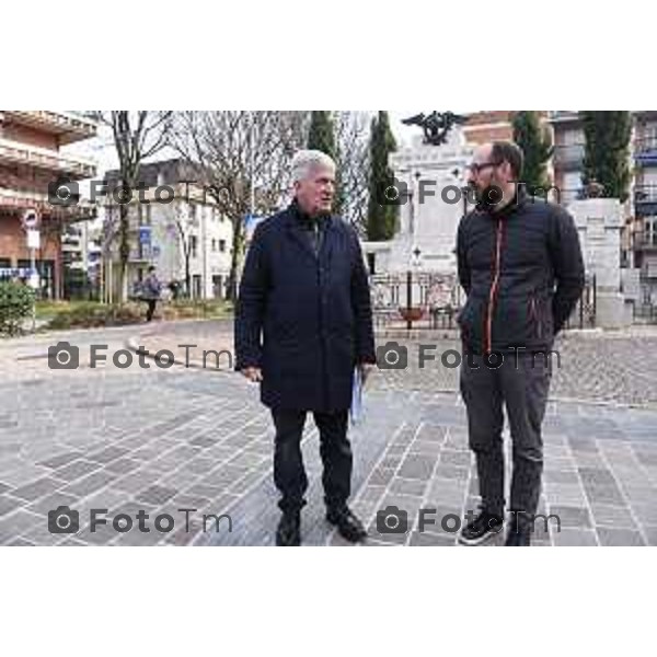 Foto Manzoni Tiziano/LaPresse 15-02-2024 Bergamo Italia- Cronaca Bergamo Colognola, conclusione lavori spazi pubblici lungo un tratto della SS42 e la pista ciclabile tra Bergamo e Stezzano. assessori Marco Brembilla e Stefano Zenoni.