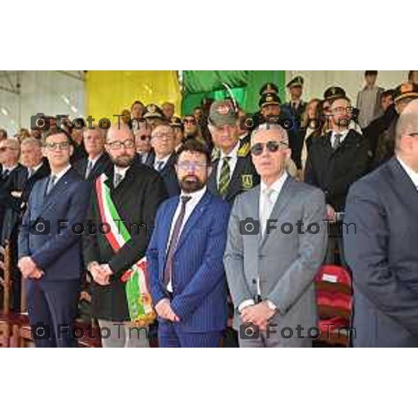 Foto Manzoni Tiziano/LaPresse 16-03-2023 Bergamo Italia- Cronaca cerimonia del Giuramento solenne degli Allievi Ufficiali guardia di Finanza del 123° Corso «Monte Sperone IV»Ministro dell’Economia e delle Finanze, On. Giancarlo Giorgetti, del Comandante Generale della Guardia di Finanza, Generale di Corpo d’Armata Andrea De Gennaro