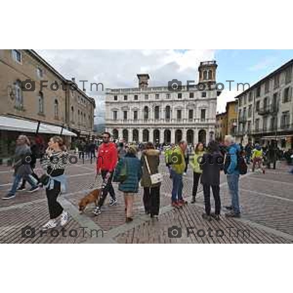 Tiziano Manzoni/LaPresse 1-04- 2024 Bergamo, Italia Cronaca Bergamo pasquetta 2024 città alta gente turisti