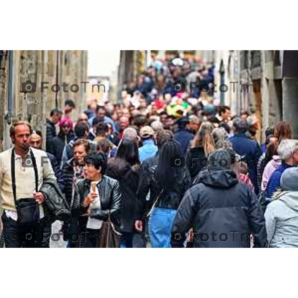 Tiziano Manzoni/LaPresse 1-04- 2024 Bergamo, Italia Cronaca Bergamo pasquetta 2024 città alta gente turisti