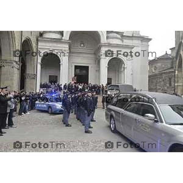 Tiziano Manzoni/LaPresse 5--04- 2024 Bergamo, Italia CronacaBergamo Duomo in Città Alta i funerali del dirigente Frfancesco Accetta