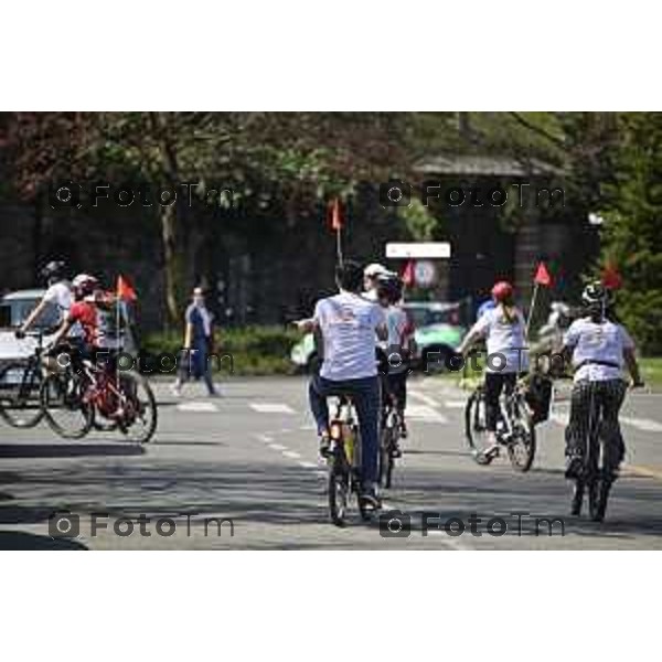 Tiziano Manzoni/LaPresse 13--04- 2024 Bergamo, Italia Cronaca Bergamo Inaugura la ciclovia che collega Bergamo a Brescia: Capitale della Cultura, un percorso di oltre 70km i Paratico.