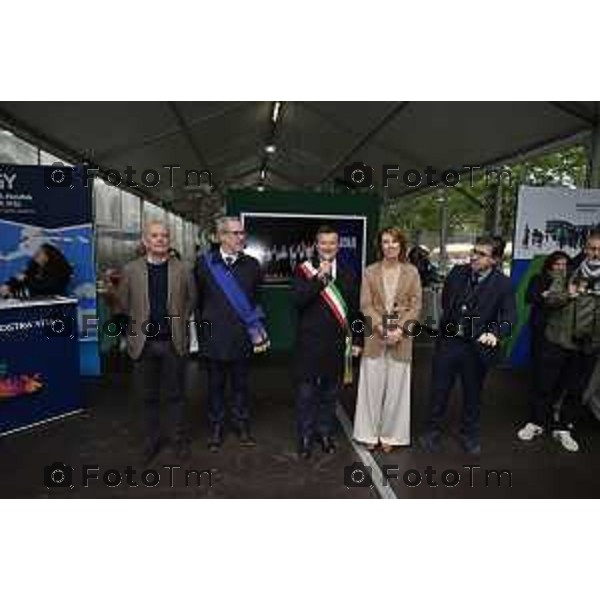 Tiziano Manzoni/LaPresse 20-04- 2024 Bergamo, Italia Cronaca BergamoBergamo inaugurazione fiera del libro Bergamo 2024