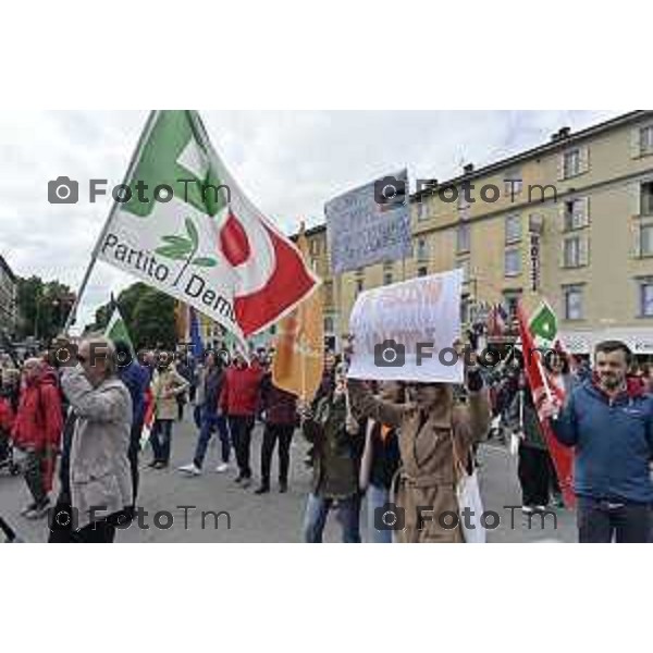 Tiziano Manzoni/LaPresse 2 5--04- 2024 Bergamo, Italia Cronaca Bergamo 25 aprile 2024 festa della liberazione celebrazione e discorsi Bersani