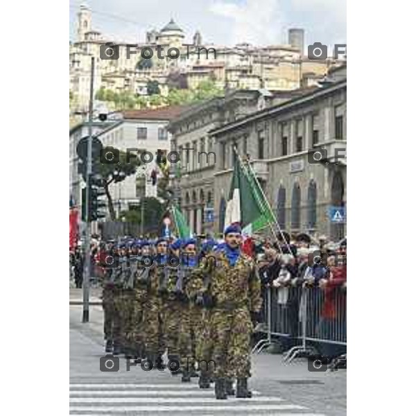 Tiziano Manzoni/LaPresse 2 5--04- 2024 Bergamo, Italia Cronaca Bergamo 25 aprile 2024 festa della liberazione celebrazione e discorsi Bersani