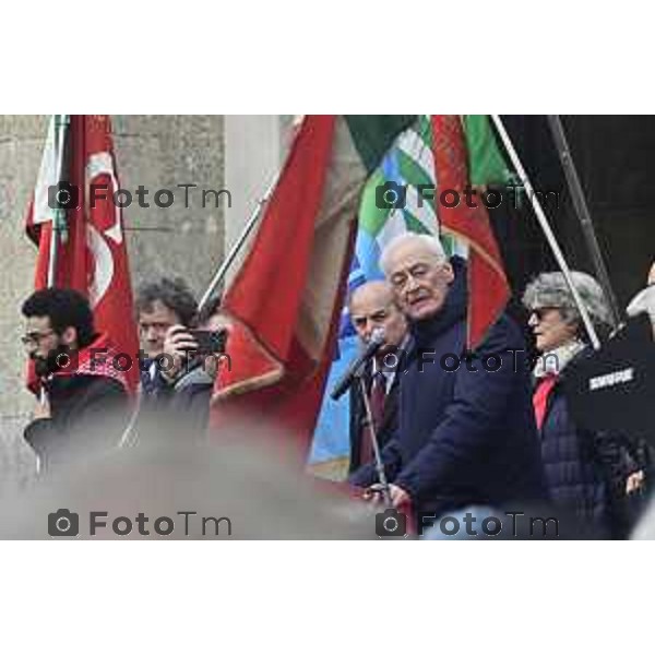 Tiziano Manzoni/LaPresse 2 5--04- 2024 Bergamo, Italia Cronaca Bergamo 25 aprile 2024 festa della liberazione celebrazione e discorsi Bersani