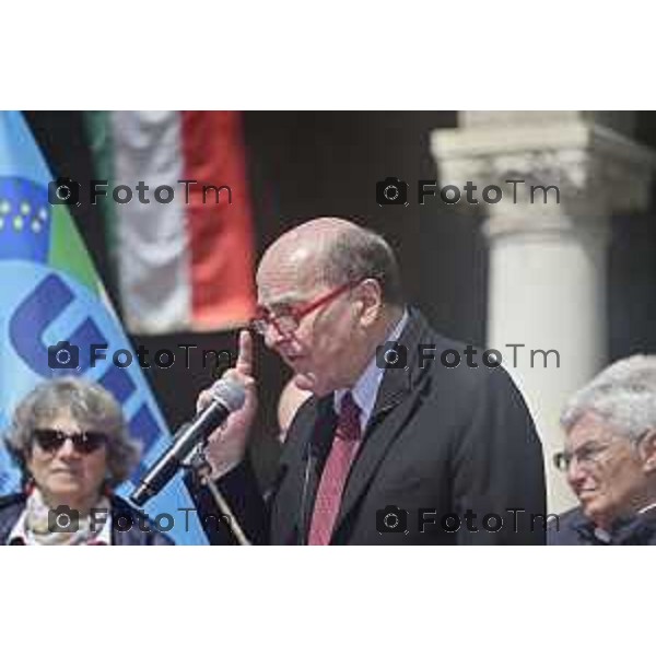 Tiziano Manzoni/LaPresse 2 5--04- 2024 Bergamo, Italia Cronaca Bergamo 25 aprile 2024 festa della liberazione celebrazione e discorsi Bersani