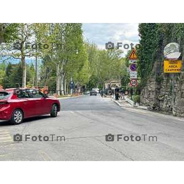 Tiziano Manzoni/LaPresse 265--04- 2024 Bergamo, Italia Cronaca Bergamo nuova viabilità e apertura del parcheggio di via Fara slargo inversione a U via San Lorenzo