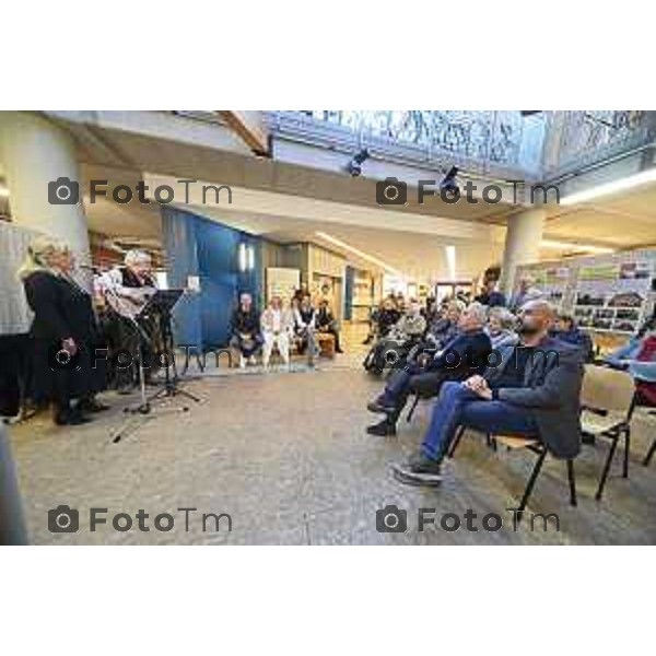 Tiziano Manzoni/LaPresse 27-04- 2024 Bergamo, Italia Cronaca l’Albero degli zoccoli torna a rivivere al Museo del Falegname Tino Sana mostra “Nel segno dell’Albero degli zoccoli. Luoghi, retroscena e aneddoti del capolavoro di Ermanno Olmi”