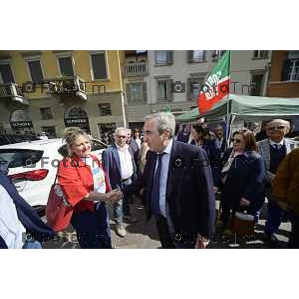 Tiziano Manzoni/LaPresse 4--05- 2024 Bergamo, Italia Cronaca Bergamo Incontro Maurizio Gasparri stampa Forza Italia in via XX settembe Pezzotta Andrea Giorgetti