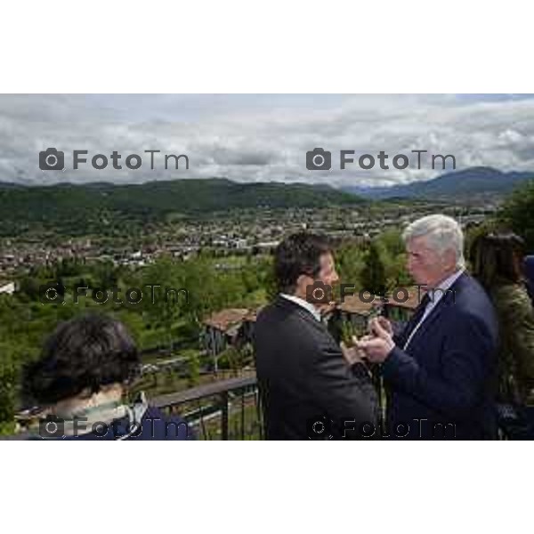 Tiziano Manzoni/LaPresse 4--05- 2024 Bergamo, Italia Cronaca Bergamo inaugurazione parking Fara con contestazione ultima generazione