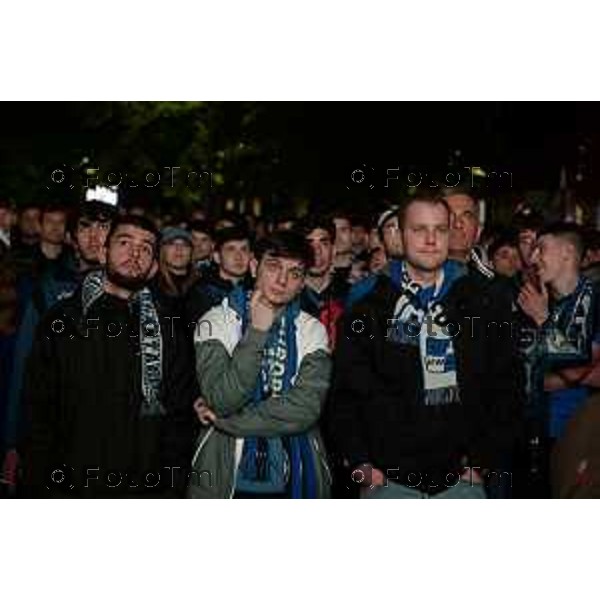 Tiziano Manzoni/LaPresse 1 5--05- 2024 Bergamo, Italia Cronaca Bergamo Incontro Atalanta Juventus per la coppa italia maxi schermo a Bergamo