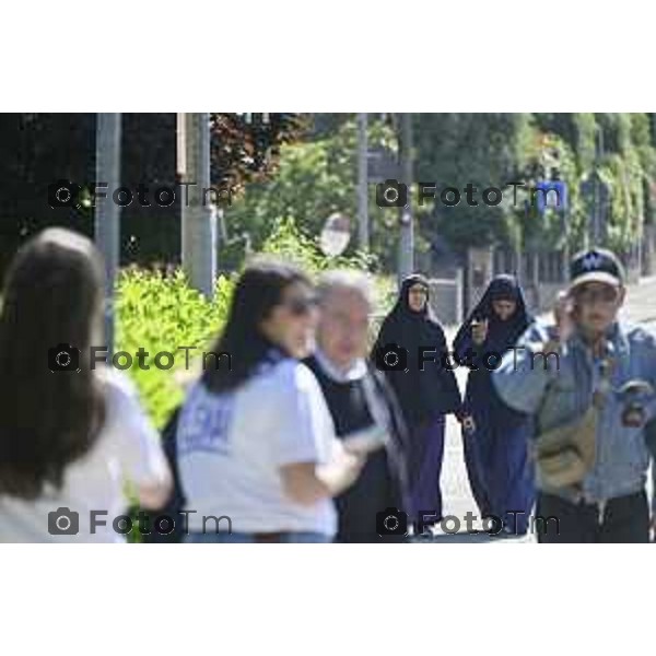 Tiziano Manzoni/LaPresse 18--05- 2024 Bergamo, Italia Cronaca Bergamo donne musulmane burca burka velate muslim donne coperte