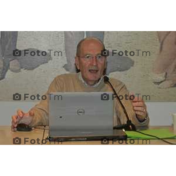 Tiziano Manzoni/LaPresse 18-05- 2024 Bergamo, Italia Cronaca Bergamo Acli Bergamo APS. Nando Pagnoncelli presenta le opinioni degli italiani sull\'Europa. 2024
