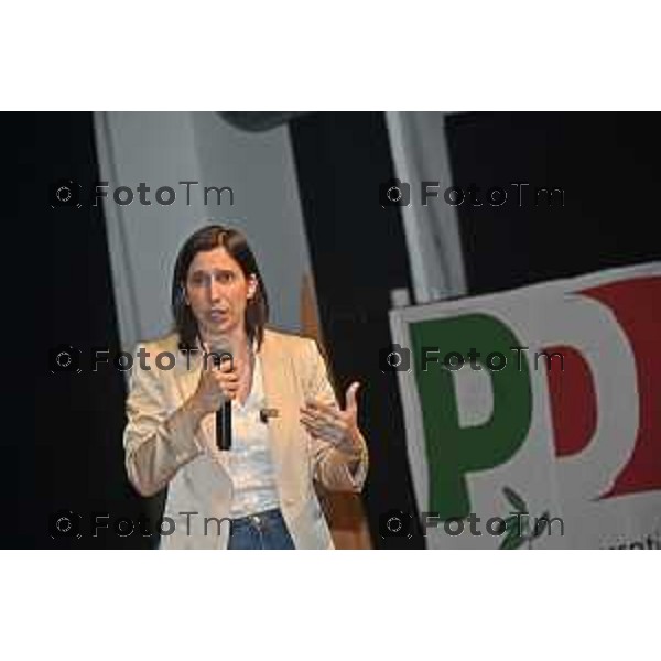 Tiziano Manzoni/LaPresse 16-05- 2024 Bergamo, Italia Cronaca Bergamo Segretaria Nazionale del Partito Democratico Elly Schlein, 2024