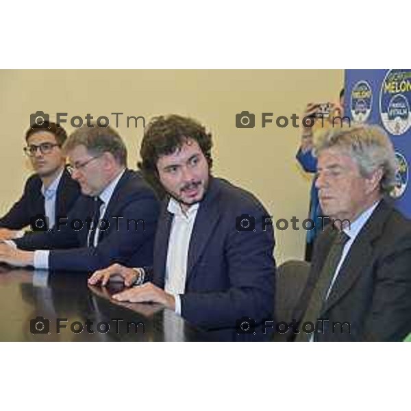 Tiziano Manzoni/LaPresse 20--05- 2024 Bergamo, Italia Cronaca Bergamo Fratelli d\'Italia Fidanza e Andrea Tremaglia in appoggio ai candidati elezioni 2024