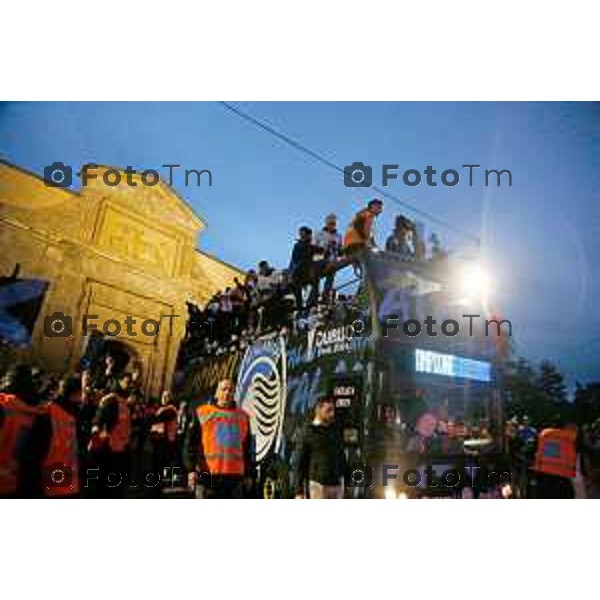 Tiziano Manzoni/LaPresse 31--05- 2024 Bergamo, Italia Cronaca Bergamo Celebrazione Atalanta per coppa UEFA con bus scoperto nelle vie della città