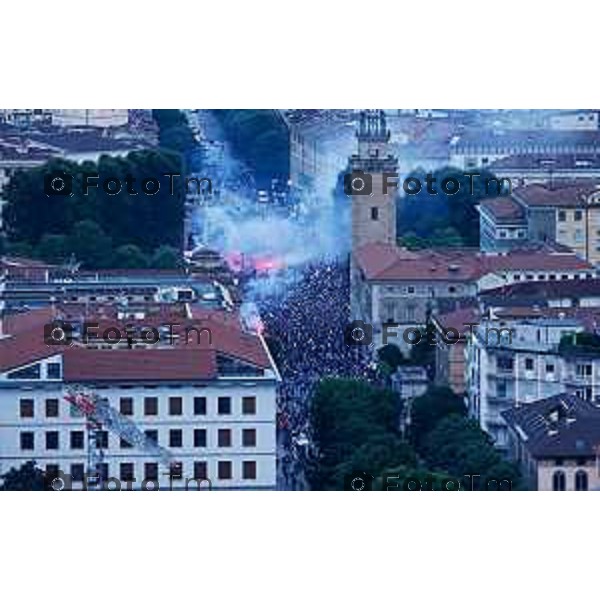 Tiziano Manzoni/LaPresse 31--05- 2024 Bergamo, Italia Cronaca Bergamo Celebrazione Atalanta per coppa UEFA con bus scoperto nelle vie della città