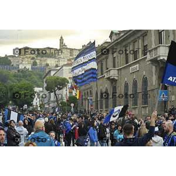 Tiziano Manzoni/LaPresse 31--05- 2024 Bergamo, Italia Cronaca Bergamo Celebrazione Atalanta per coppa UEFA con bus scoperto nelle vie della città