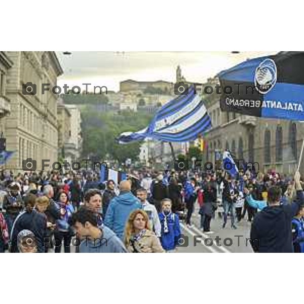 Tiziano Manzoni/LaPresse 31--05- 2024 Bergamo, Italia Cronaca Bergamo Celebrazione Atalanta per coppa UEFA con bus scoperto nelle vie della città