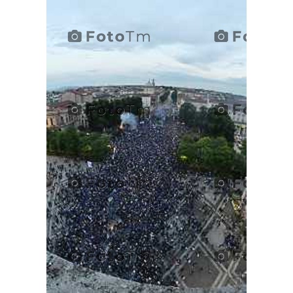 Tiziano Manzoni/LaPresse 31--05- 2024 Bergamo, Italia Cronaca Bergamo Celebrazione Atalanta per coppa UEFA con bus scoperto nelle vie della città