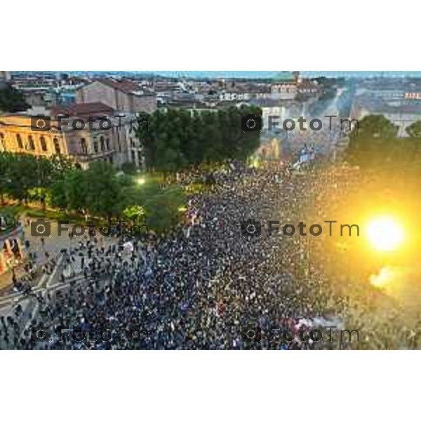 Tiziano Manzoni/LaPresse 31--05- 2024 Bergamo, Italia Cronaca Bergamo Celebrazione Atalanta per coppa UEFA con bus scoperto nelle vie della città