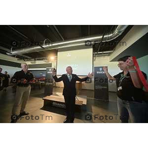 Tiziano Manzoni/LaPresse 4-6- 2024 Bergamo, Italia Cronaca BIANCHI I nuova fabbrica Treviglio è stato inaugurato alla presenza del Presidente e proprietario Cavaliere Salvatore GrimaldiCeo ( in maglietta maniche corte ) Marco Gentili