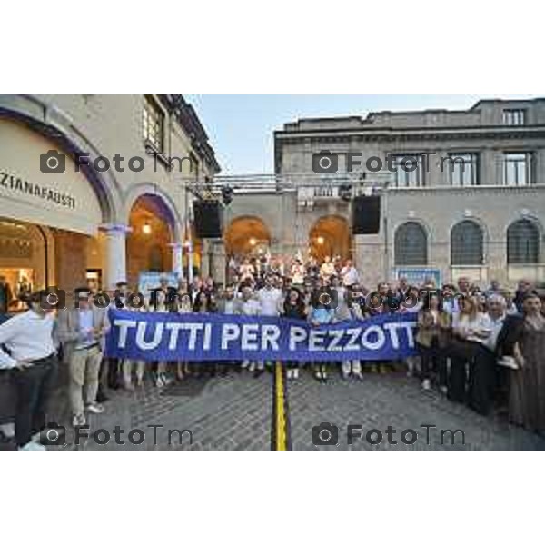 Tiziano Manzoni/LaPresse 6--6- 2024 Bergamo, Italia Cronaca IncontroBergamo chiusura campagna elettorale candidato sindaco Pezzotta Andrea