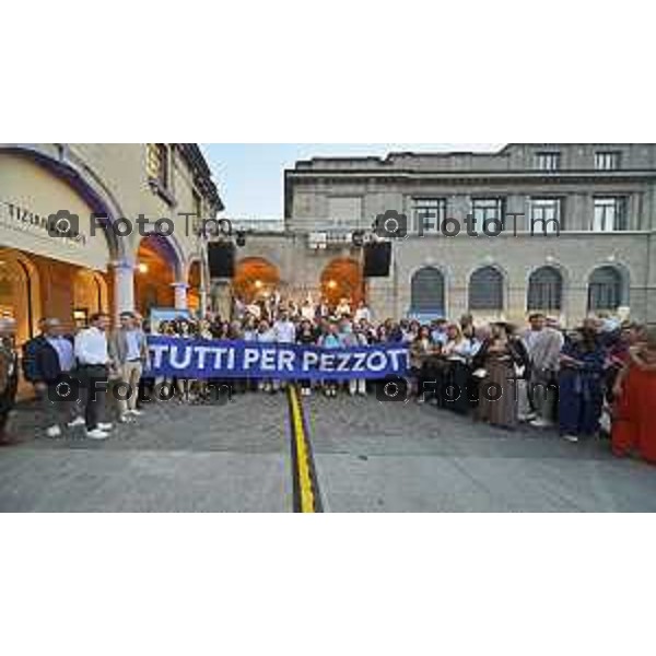 Tiziano Manzoni/LaPresse 6--6- 2024 Bergamo, Italia Cronaca IncontroBergamo chiusura campagna elettorale candidato sindaco Pezzotta Andrea