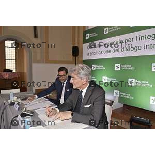 Tiziano Manzoni/LaPresse 21-05- 2024 Bergamo, Italia Cronaca Bergamo Regione Lombardia con Marco Alparone Raffaele Cattaneo, Consulta regionale per l’integrazione e la promozione del dialogo interreligioso