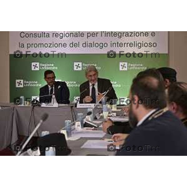 Tiziano Manzoni/LaPresse 21-05- 2024 Bergamo, Italia Cronaca Bergamo Regione Lombardia con Marco Alparone Raffaele Cattaneo, Consulta regionale per l’integrazione e la promozione del dialogo interreligioso